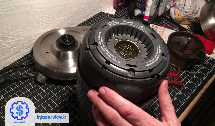 باز کردن دستگاه برای تعویض المنت چای ساز